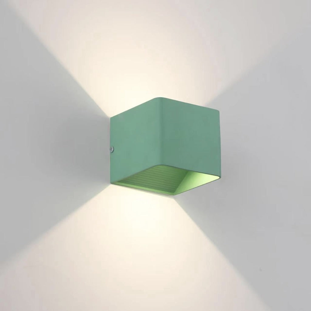 Skorter | Orr Modern LED Wall Lamp - Black/White/Yellow/Green/Red Living Room/Bedroom Metal