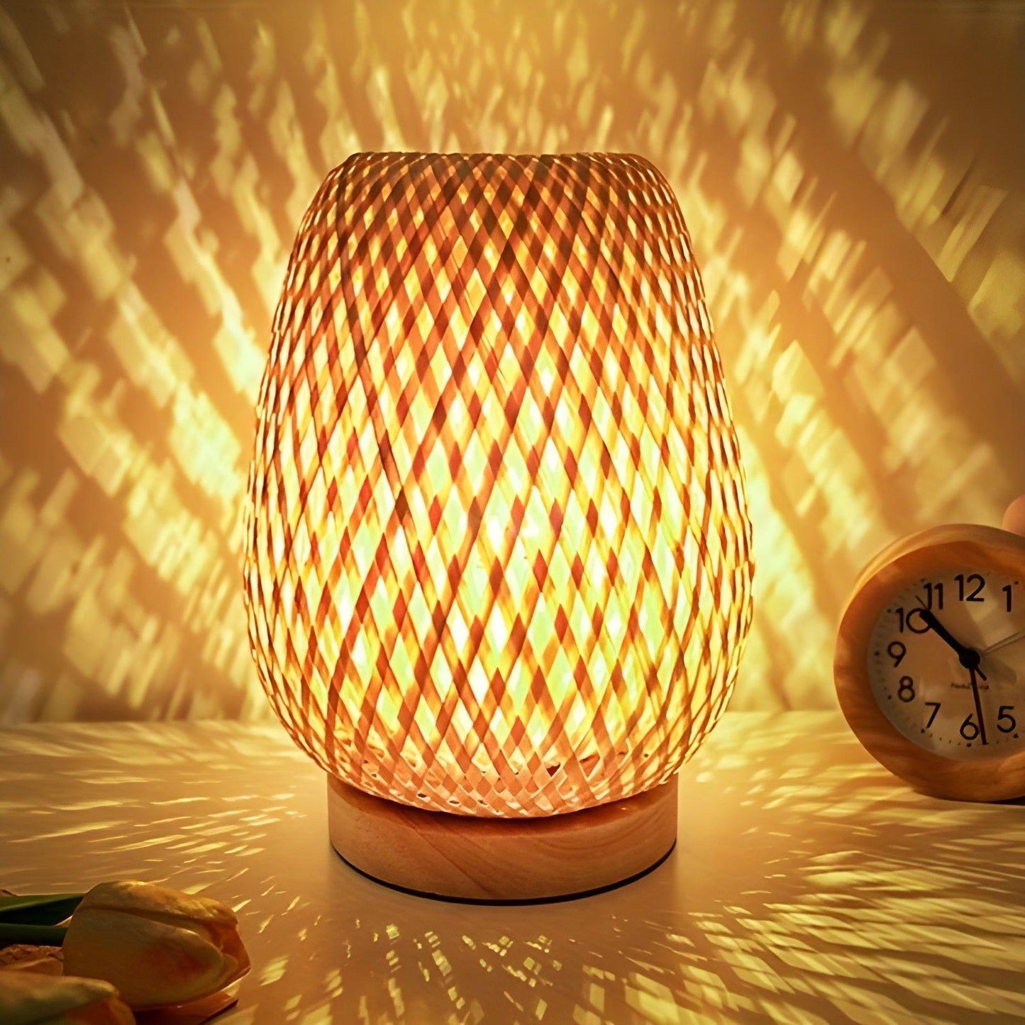 Skorter | Aura Lamp - Bamboo USB-powered Table Lamp for the Bedroom
