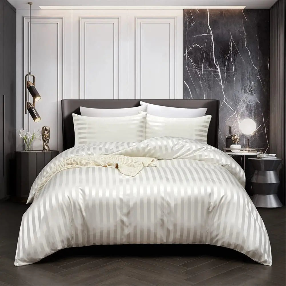 Skorter | VelvetDream - Black Satin Bed Set