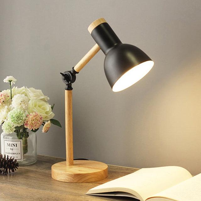 Skorter | Nordic Desk Lamp Made of Wood