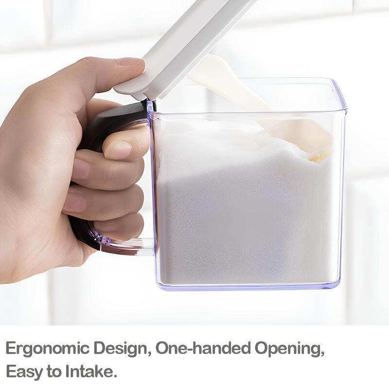 Skorter with transparent spice containers with handle and lid