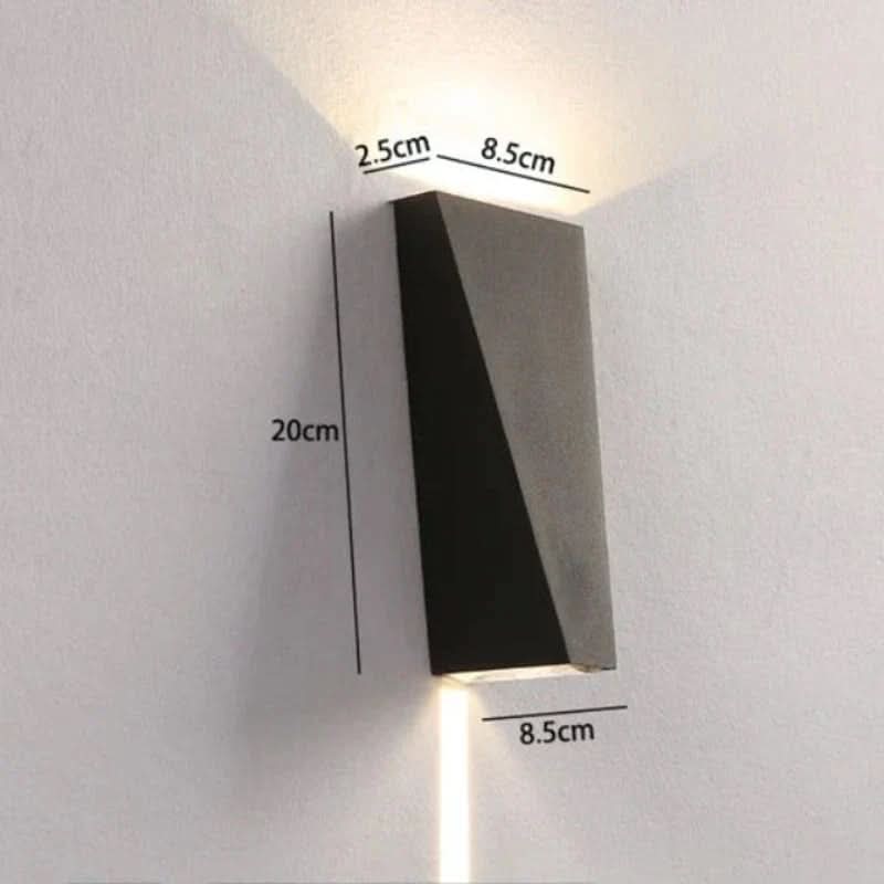 Skorter | RayLume Modern Weatherproof Outdoor LED Wall Light