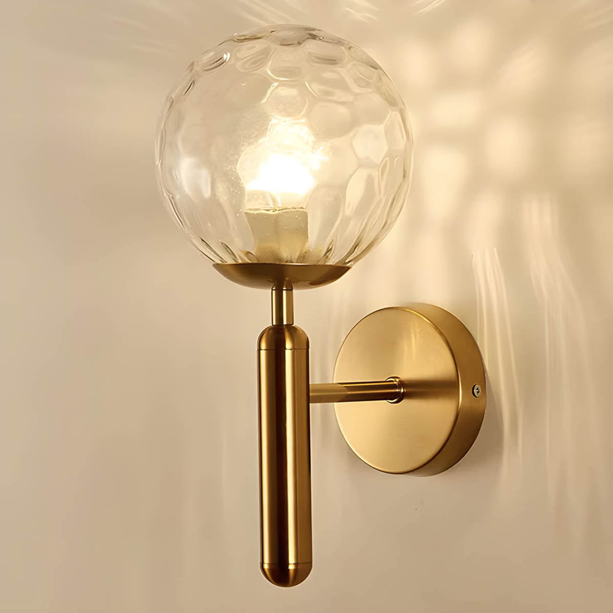 Skorter | Elegant wall lamp Clear in beautifully crafted glass