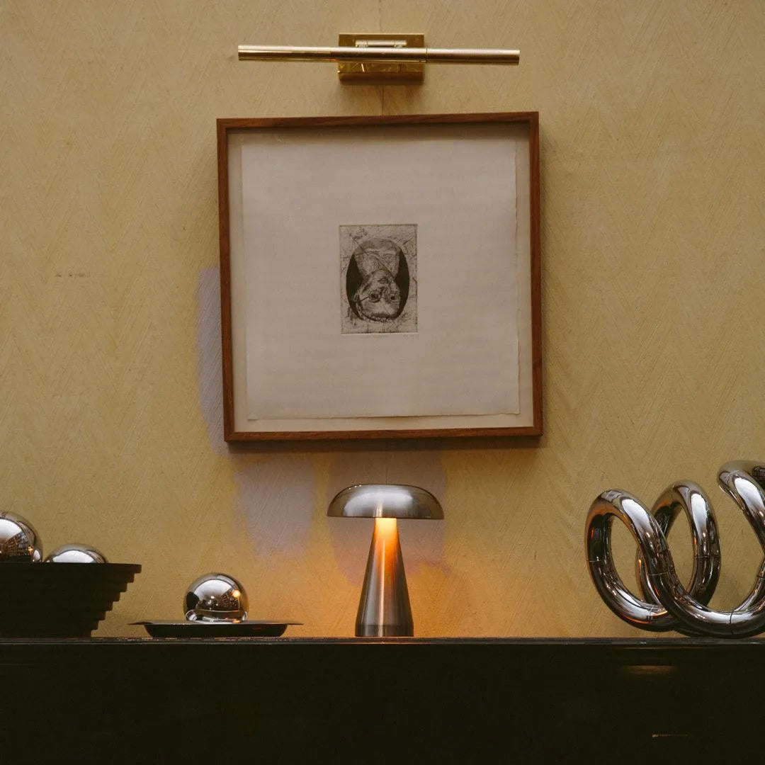 Skorter | Portable Metal Touch Lamp | Aluminum