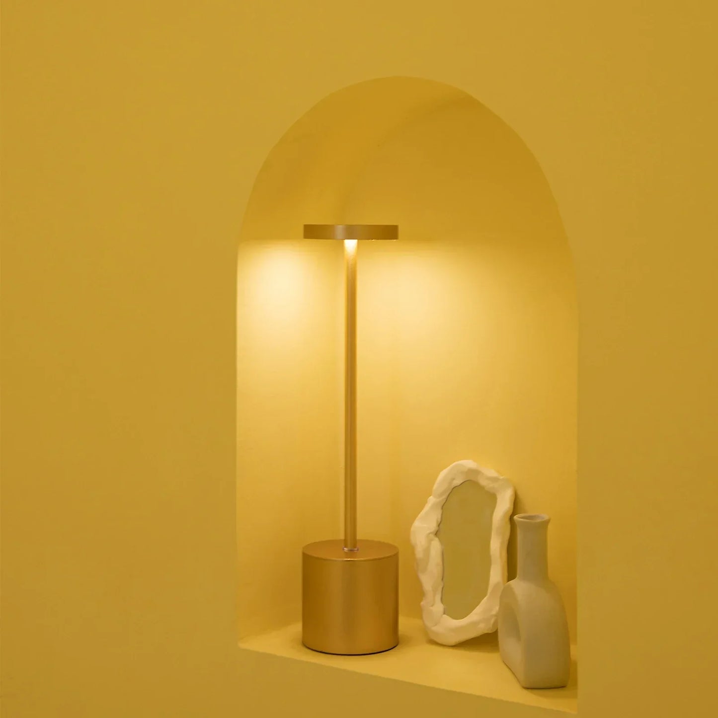 Skorter | BrightTouch - LED table lamp with intuitive touch sensor