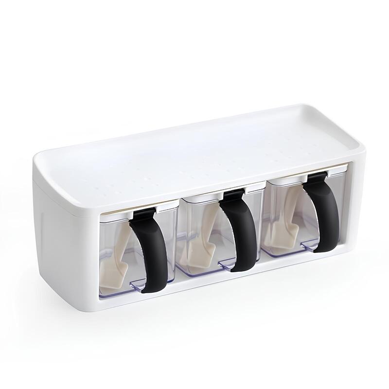 Skorter with transparent spice containers with handle and lid
