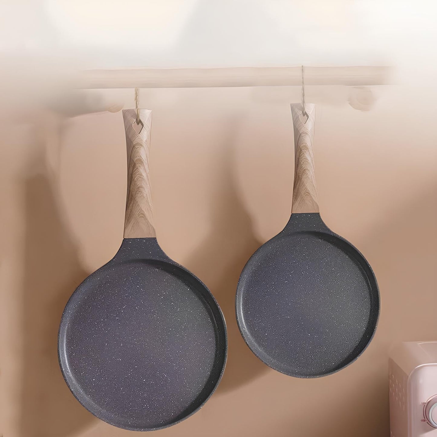 Skorter Non-stick Gray with Wooden Handle