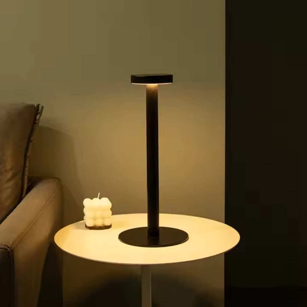 Skorter | Zephyr Aluminum LED Table Lamp