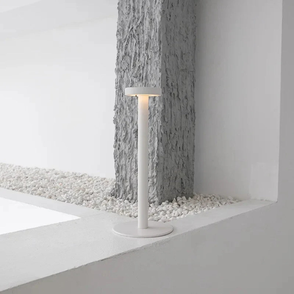 Skorter | Zephyr Aluminum LED Table Lamp