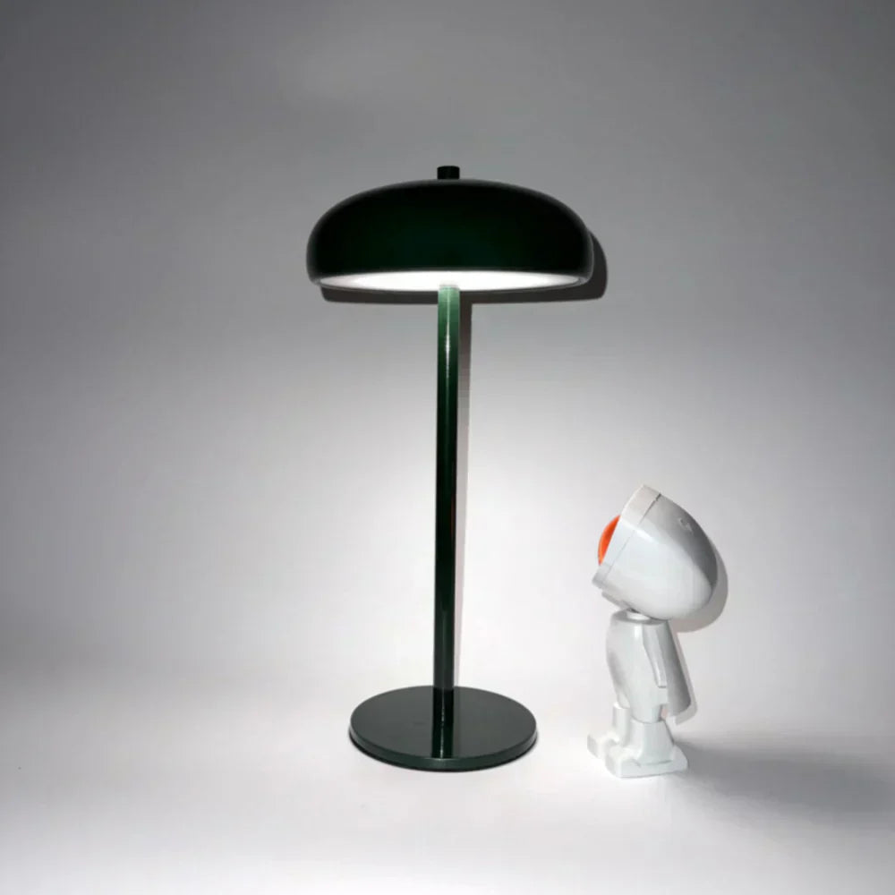 Skorter | Stylish Retro Table Lamp