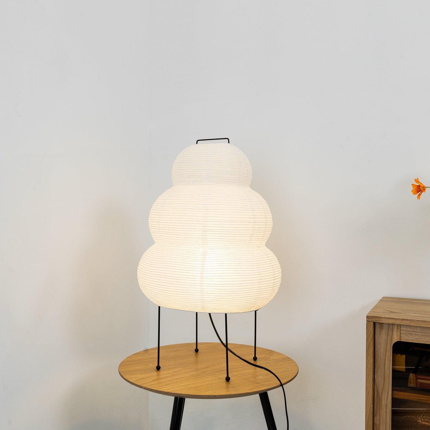Skorter | Paper table lamp