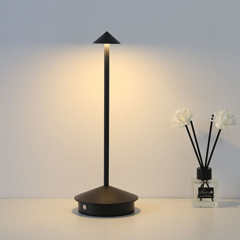 Skorter | OxaLED Portable Cordless Rechargeable Table Lamp