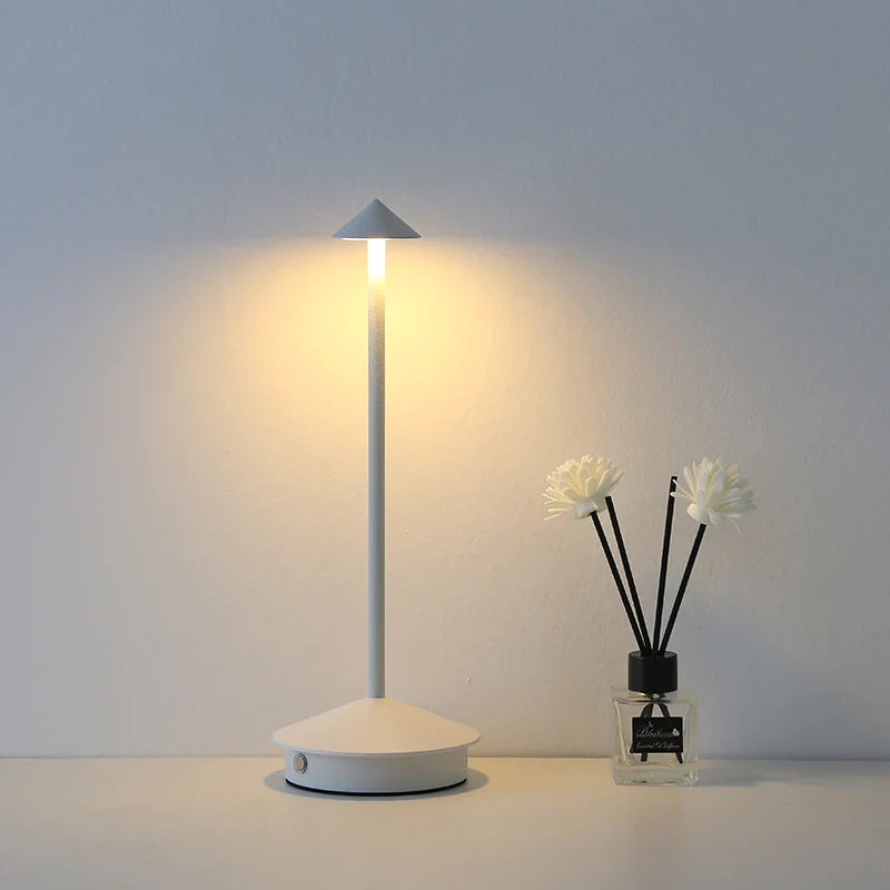 Skorter | Arrow Thread Lamp