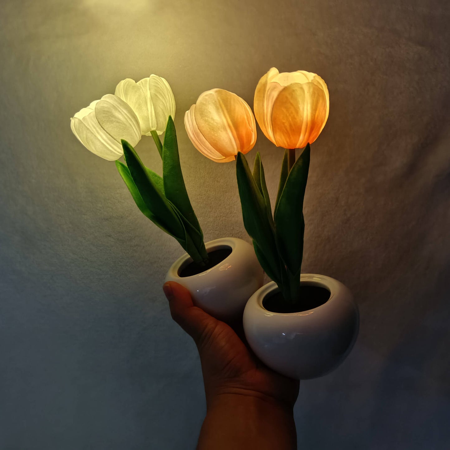 Skorter | Modern Creative Simulation Tulip Peony LED Night Light Table Lamp