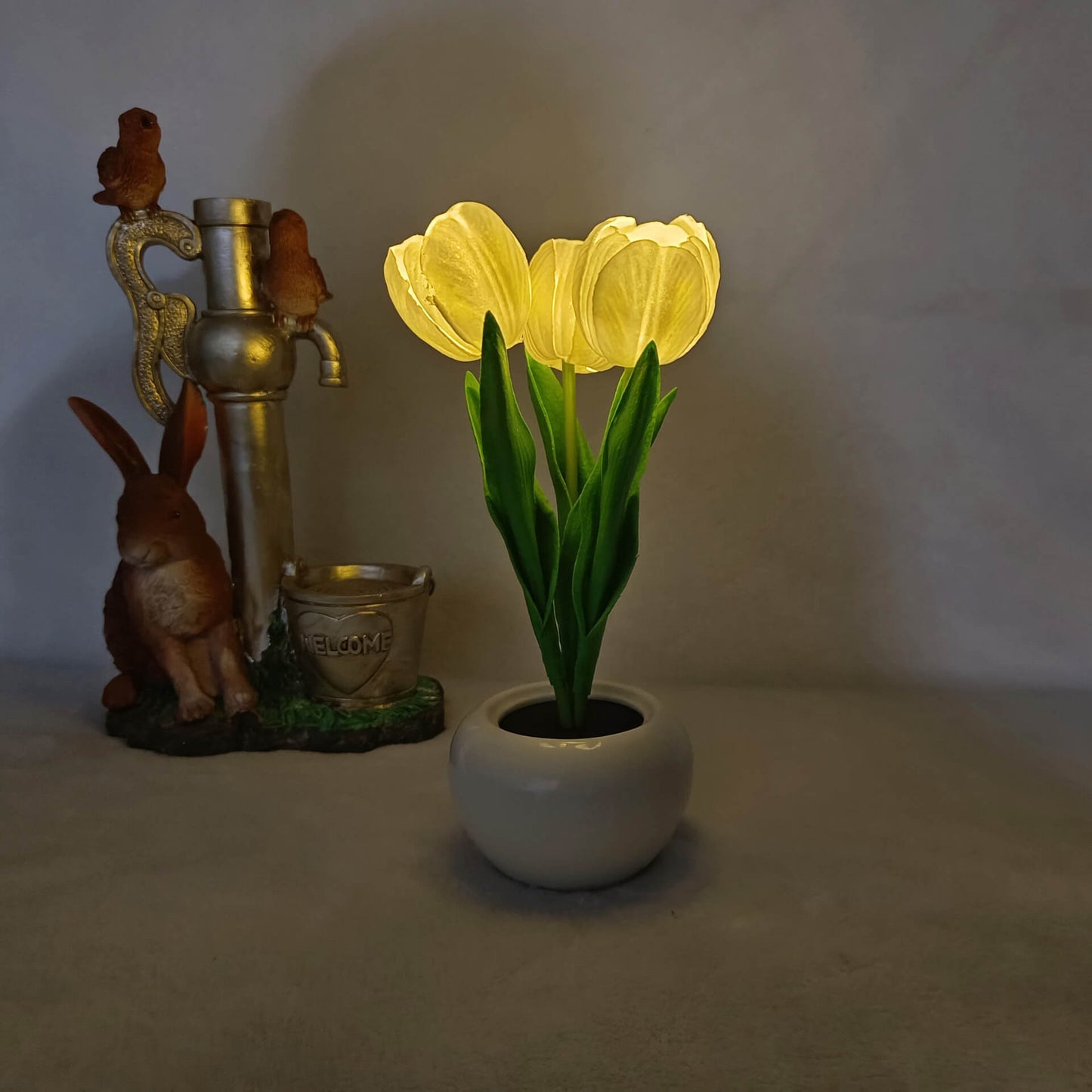 Skorter | Modern Creative Simulation Tulip Peony LED Night Light Table Lamp