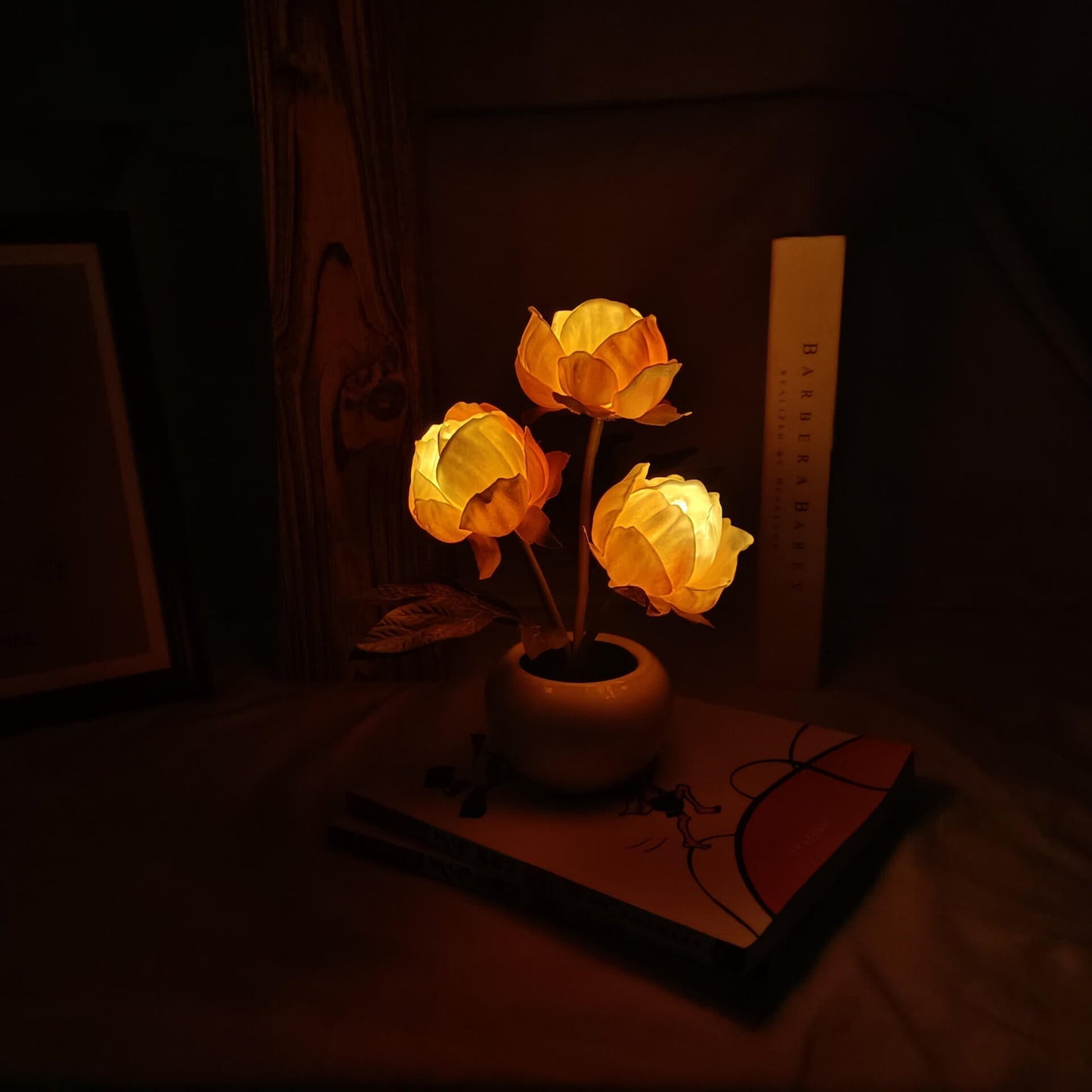 Skorter | Modern Creative Simulation Tulip Peony LED Night Light Table Lamp