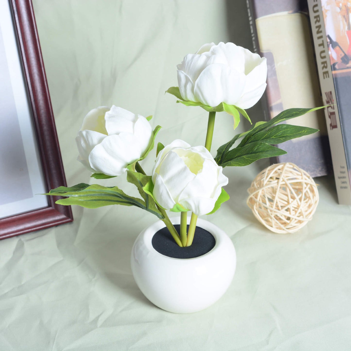 Skorter | Modern Creative Simulation Tulip Peony LED Night Light Table Lamp