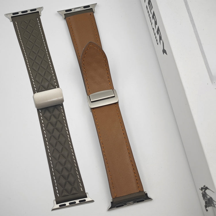 Skorter | For Apple Watch Series 8 45mm Rhombus Pattern Magnetic Fold Clamp Leather Watch Band (Creamy White)