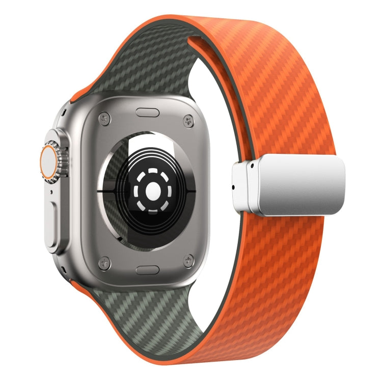 Skorter | For Apple Watch SE 2023 44mm Carbon Fiber Magnetic Silver Buckle Band (Orange Grass)
