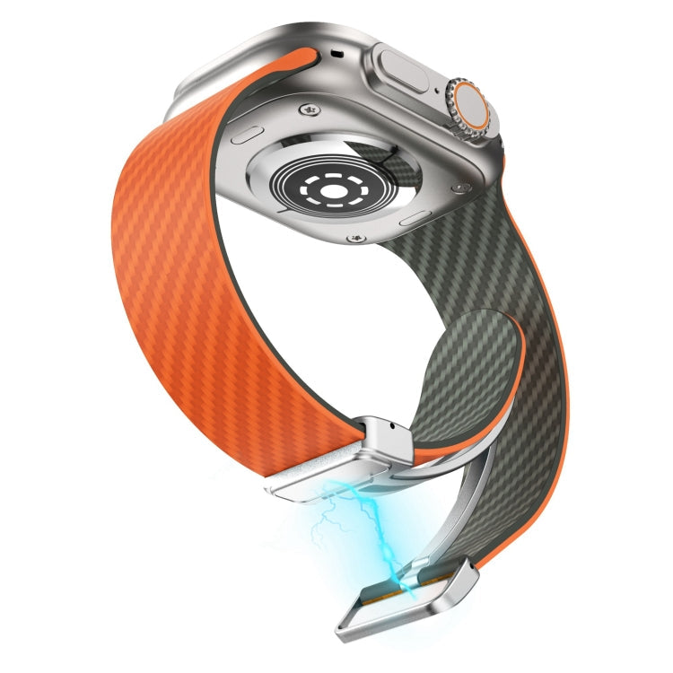 Skorter | For Apple Watch SE 2023 44mm Carbon Fiber Magnetic Silver Buckle Band (Orange Grass)