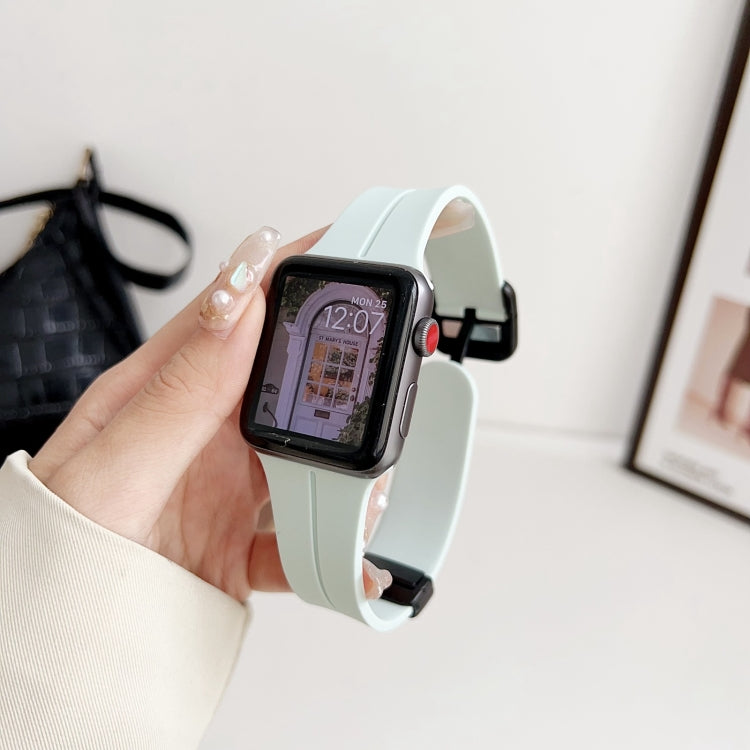 Skorter | For Apple Watch SE 2023 44 mm Magnetic Square Buckle Silicone Watch Band (Sapphire Blue)