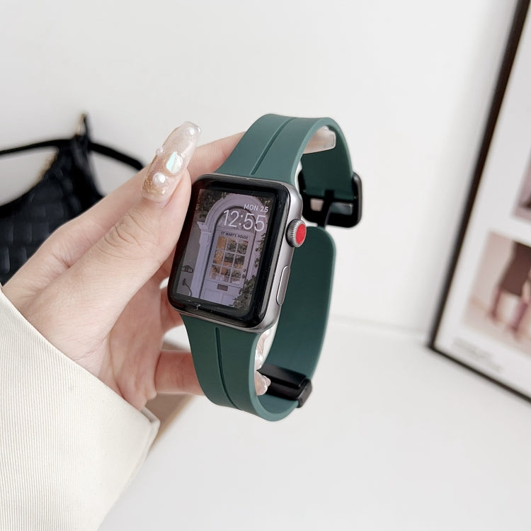 Skorter | For Apple Watch SE 2023 44 mm Magnetic Square Buckle Silicone Watch Band (Pine Green)