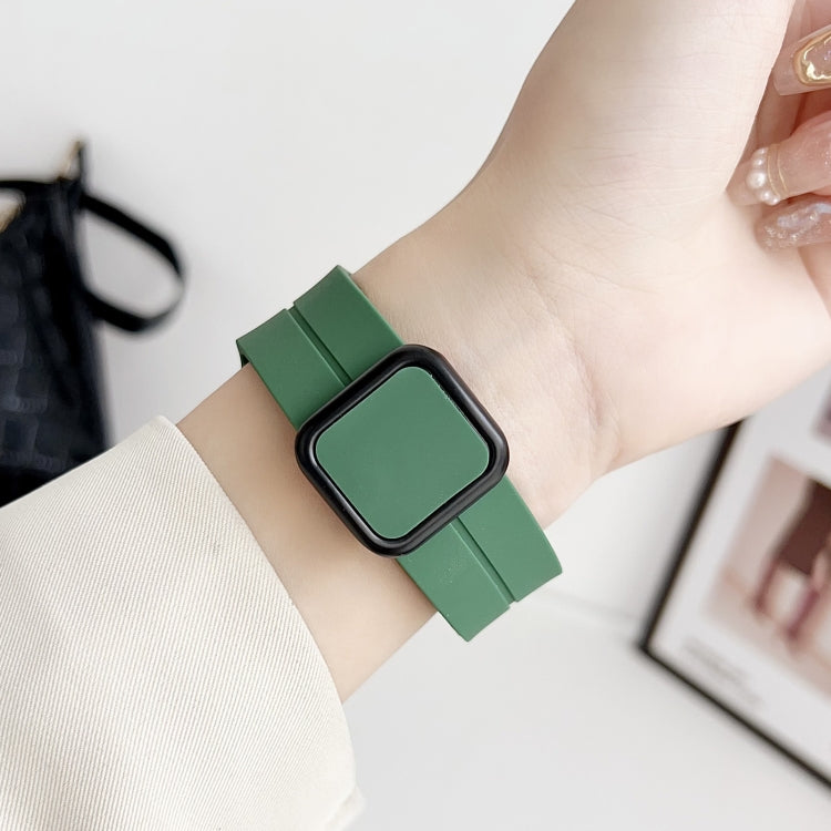 Skorter | For Apple Watch SE 2023 44 mm Magnetic Square Buckle Silicone Watch Band (Pine Green)