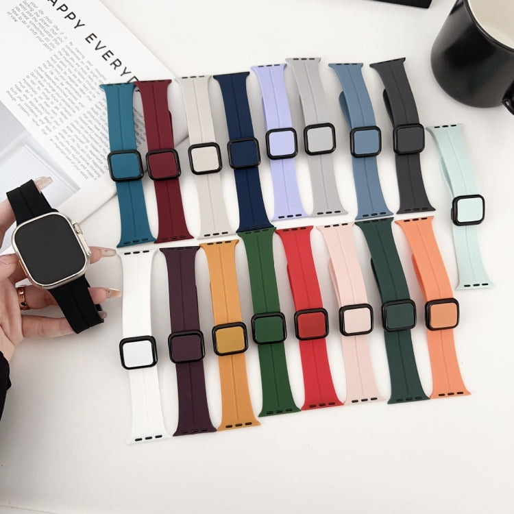 Skorter | For Apple Watch SE 2023 44 mm Magnetic Square Buckle Silicone Watch Band (Sapphire Blue)