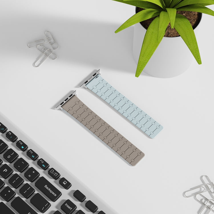 Skorter | For Apple Watch SE 2023 40mm Two-Color Loops Magnetic Silicone Watch Band (Khaki + Light Green)