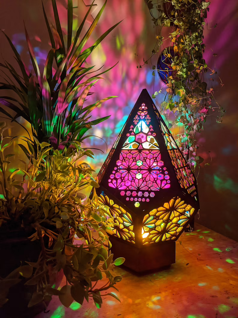Skorter | Glass-in-Block Style LED Table Lamp - LumiAura