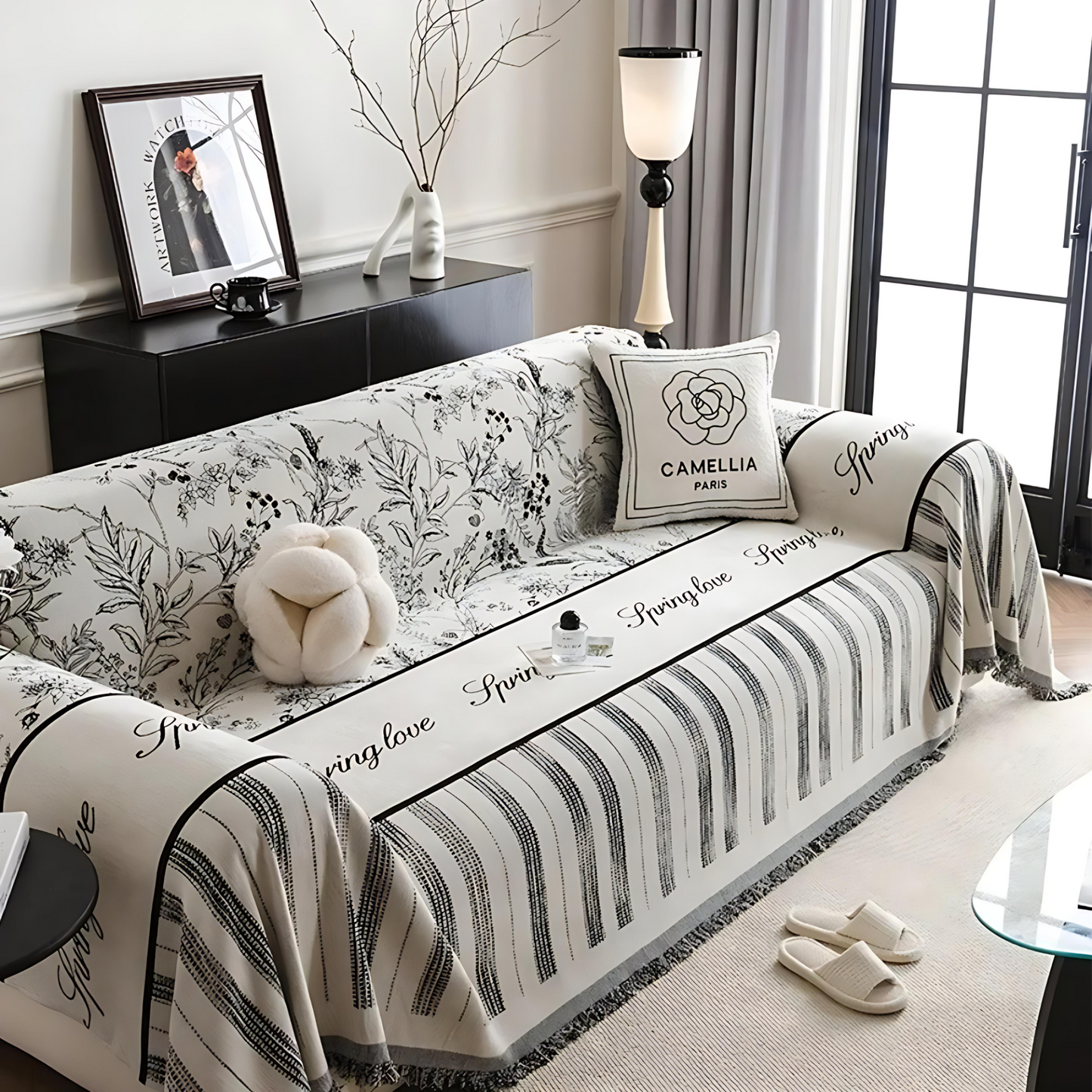 Skorter | Elegant Black and White Sofa Cover Protector