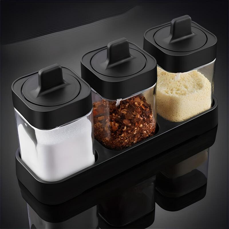Skorter spice jar with tray and integrated spoons