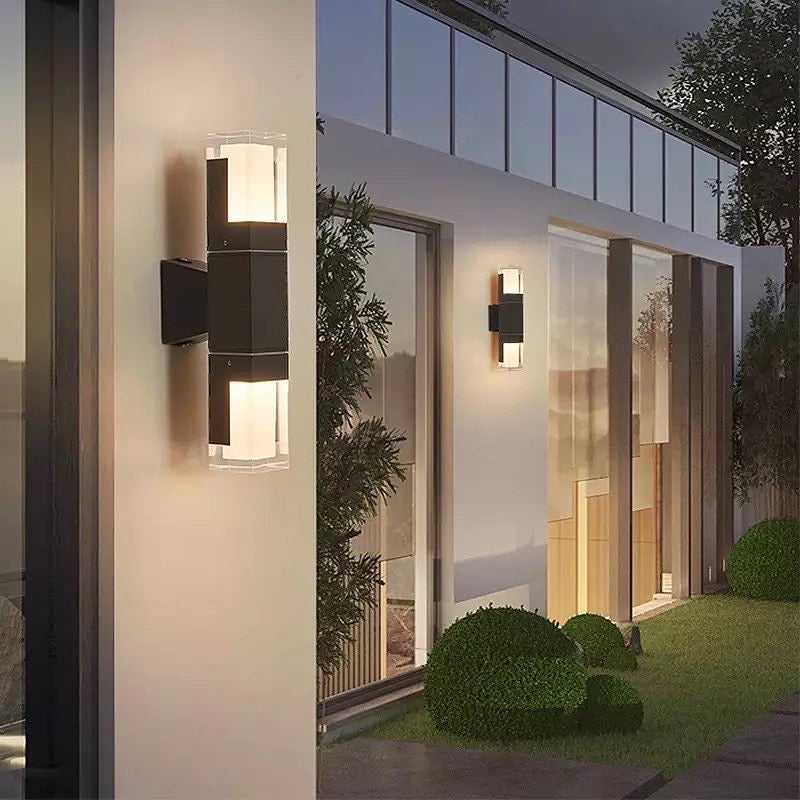 Skorter | SensaGuard Wall Lamp