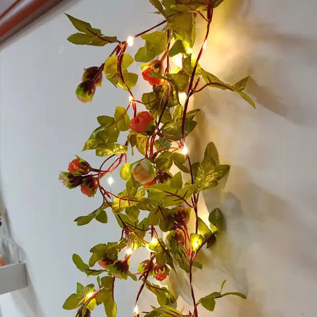 Skorter | LumiLeaf - Solar LED Light Chain with Maple Leaf - Weather Resistant & Energy Saving for Garden and Balcony