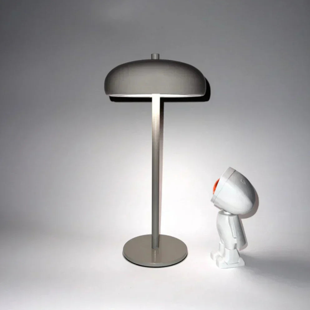 Skorter | Stylish Retro Table Lamp