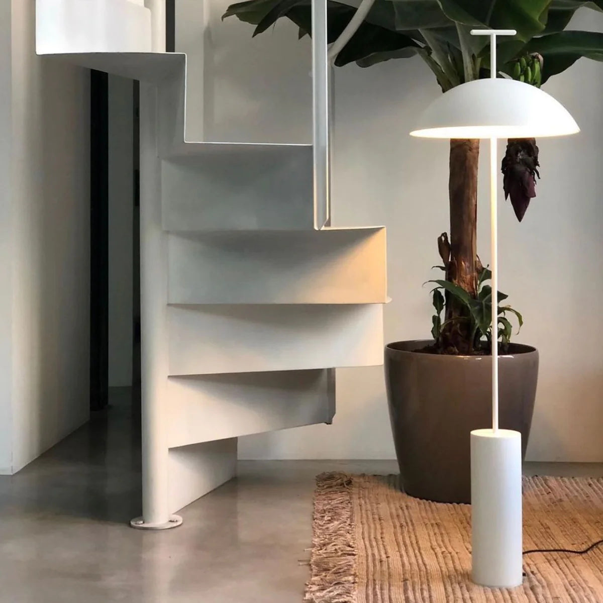 Skorter | No-a Floor Lamp 15.7"