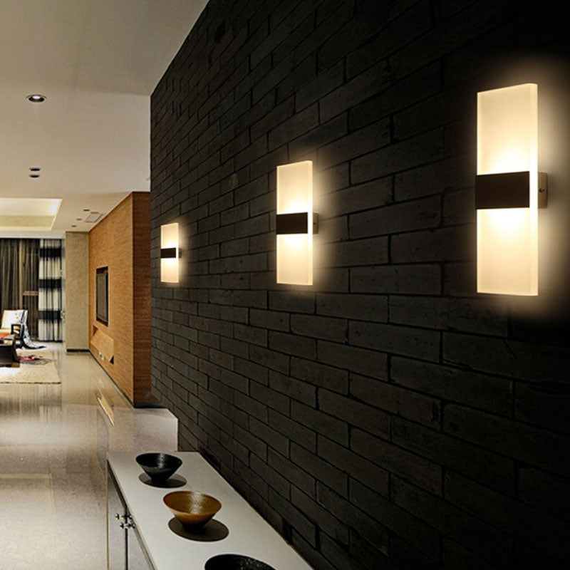 Skorter | Modern Acrylic Wall Lamp