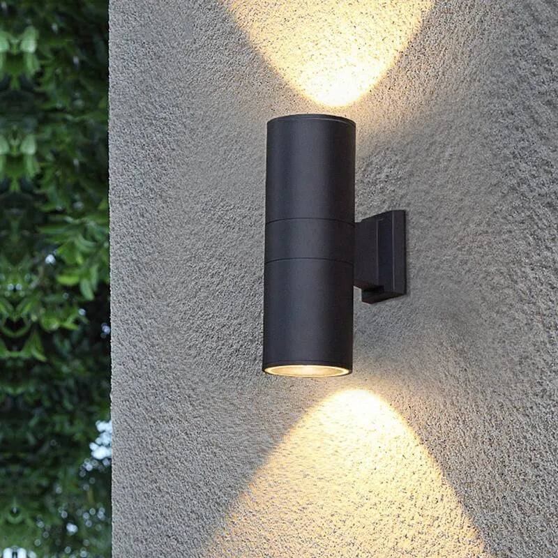 Skorter | Waterproof Outdoor Wall Lamp