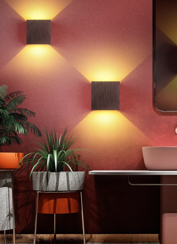 Skorter | ElegantBeam – Minimalist Wall Lamp for Sophisticated Lighting
