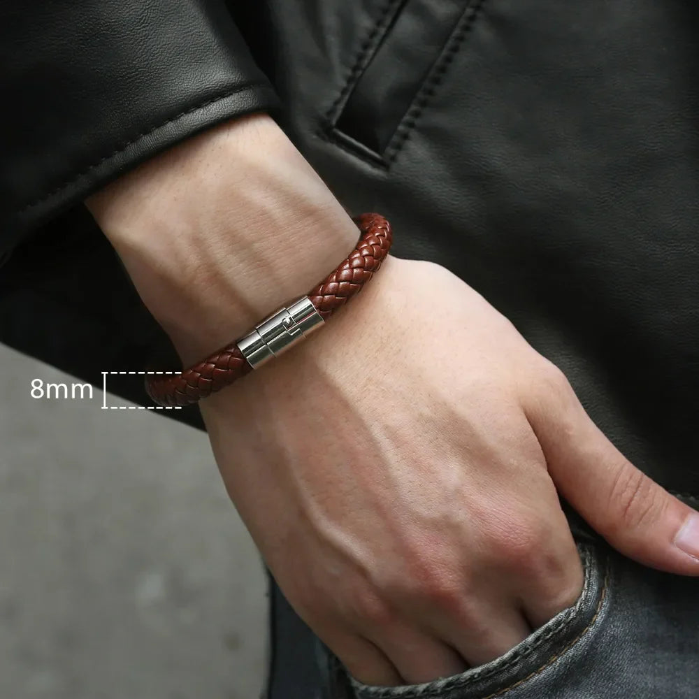 Skorter | Classic Men's Leather Braided Retro Bracelet With Stainless Steel Twist Lock