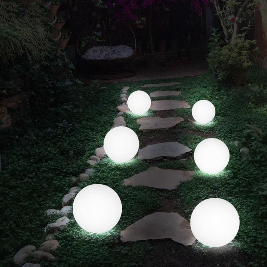 Skorter | Sphere-shaped garden lighting