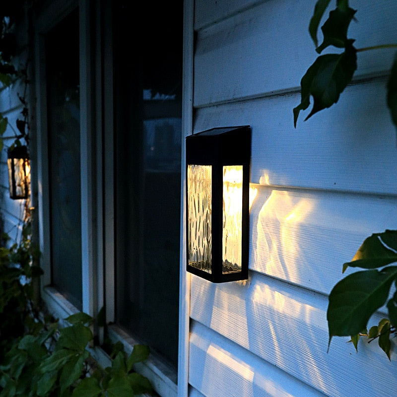 Skorter | SolarBurst – Outdoor Wall Lamp with Solar Energy