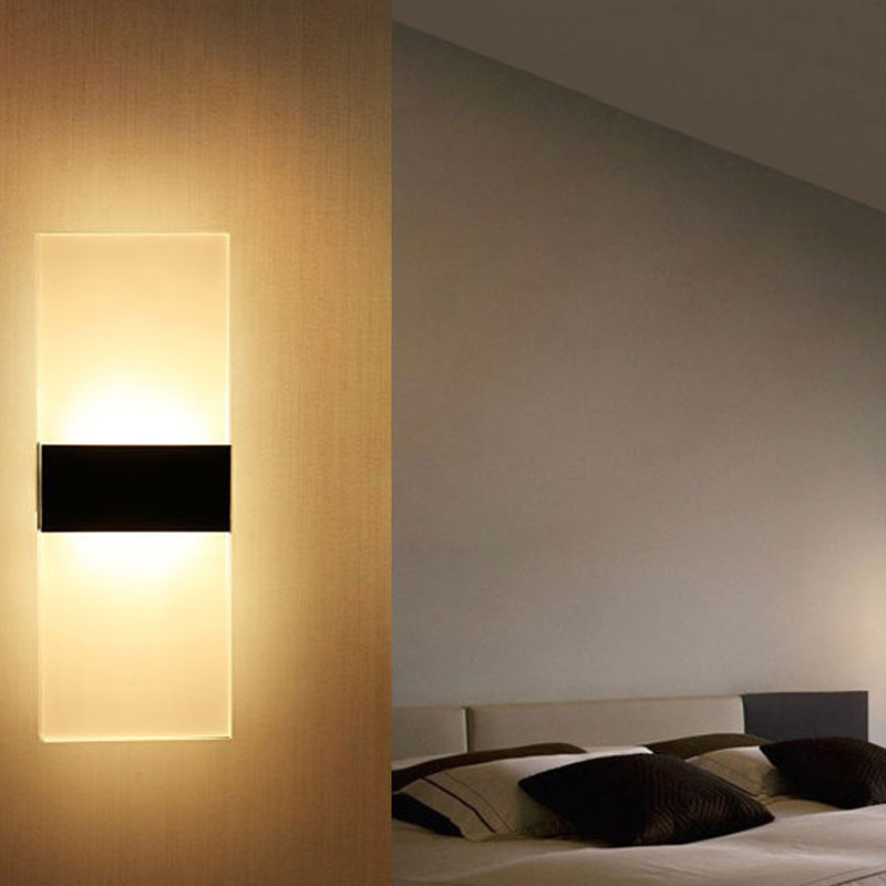 Skorter | Modern Acrylic Wall Lamp