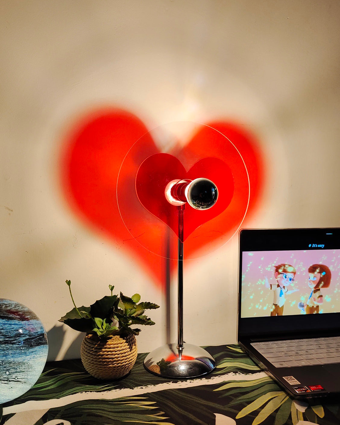 Skorter | LoveGlow – Elegant Table Lamp with Rechargeable LED