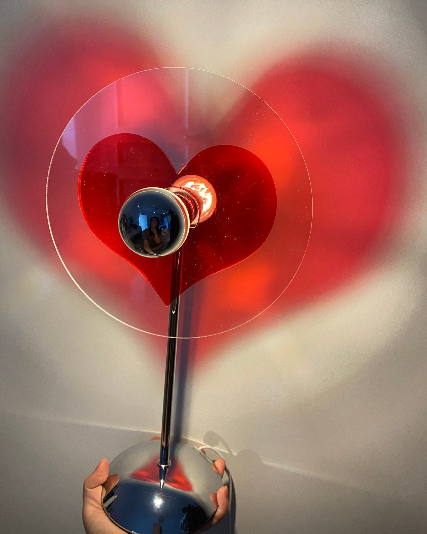 Skorter | LoveGlow – Elegant Table Lamp with Rechargeable LED