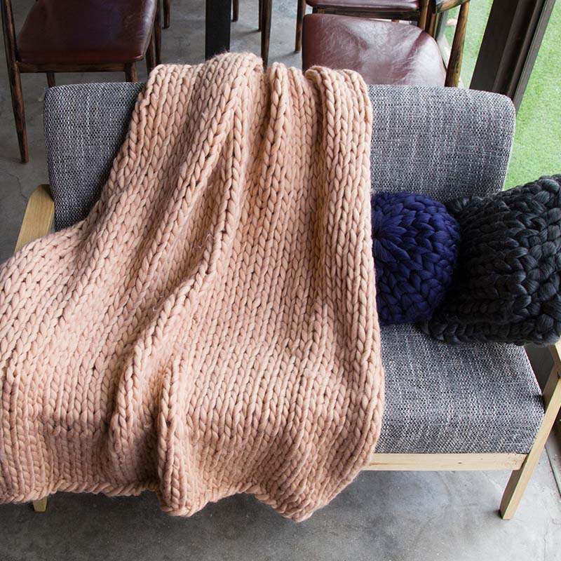 Skorter | Heavy Knit Blanket