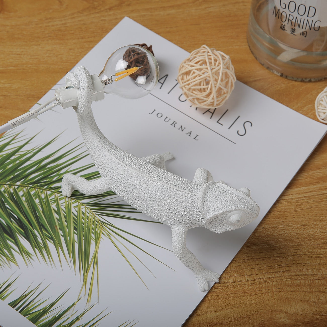 Skorter | GlowLizard - Resin Lizard Table Lamp