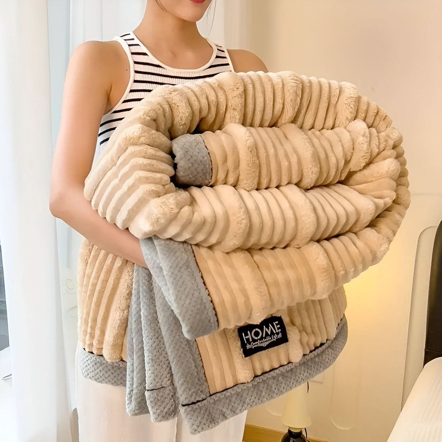 Skorter | FLUFFIQUE - Premium Fluffy Cuddle Blanket