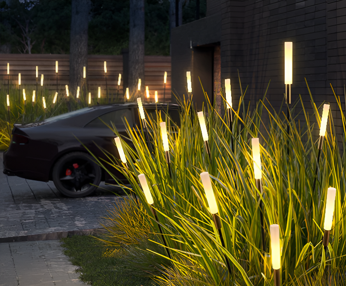 Skorter | Garduru Modern Solar Outdoor LED Lamps – Weather-Resistant Lighting