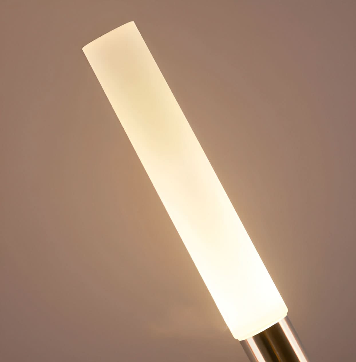Skorter | Garduru Modern Solar Outdoor LED Lamps – Weather-Resistant Lighting